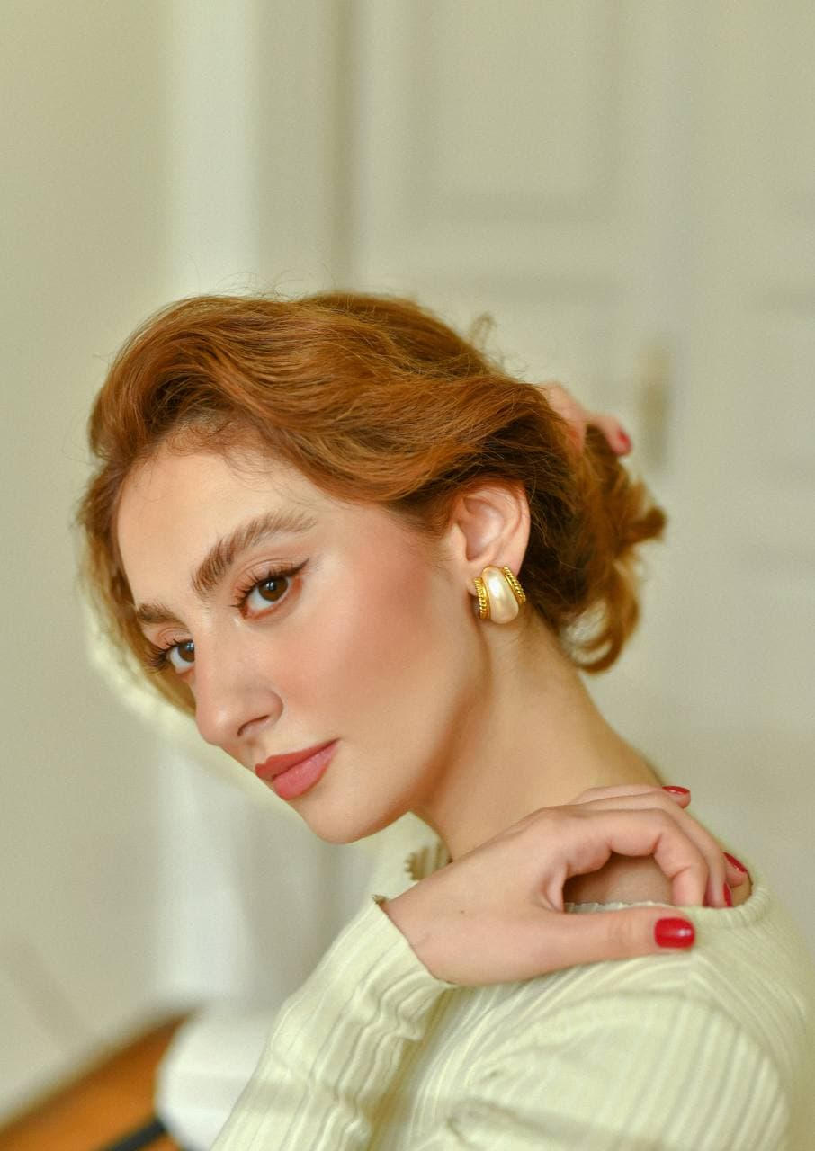 Nərgiz Surxayzadə — Vintagem Curator